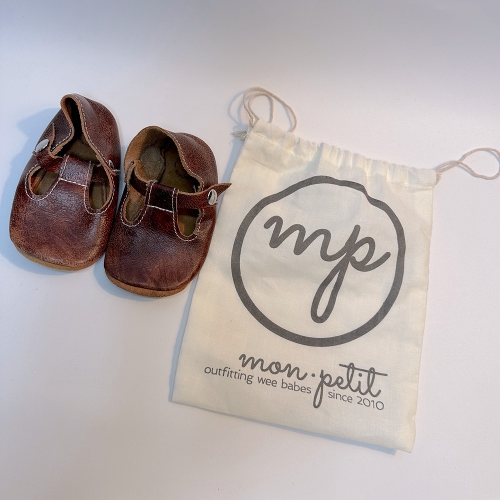 MP Mon Petit Shoes Saddle T-Strap‎ Soft Soled Shoes size 6